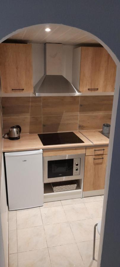 Tres Belle Appartement F1 Bis Perpignan Kültér fotó